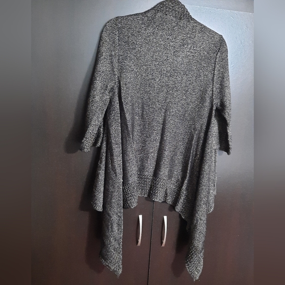 Y2K Jana Metallic Knit Waterfall Open Cardigan - Picture 4 of 13